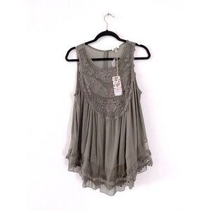 NWT Gimmicks Olive Top